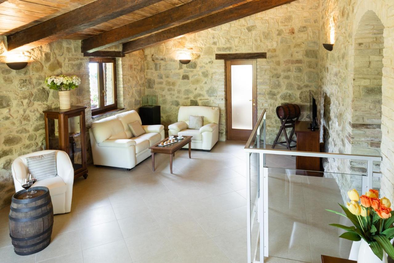 Villa Colle Di Rocco Limigiano Luaran gambar
